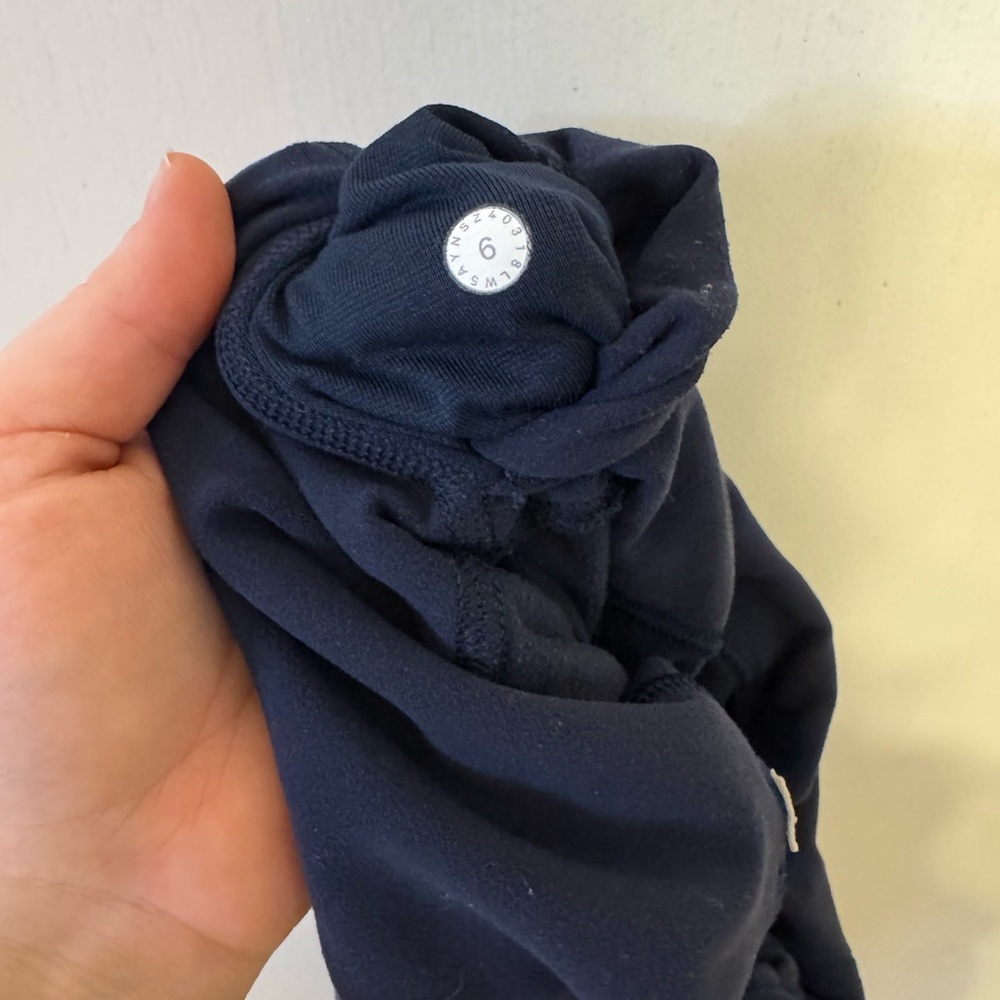 lululemon athletica Navy Leggings - Picture 6 of 6